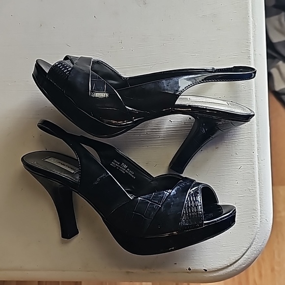 Maurices 3" heels - Picture 3 of 10